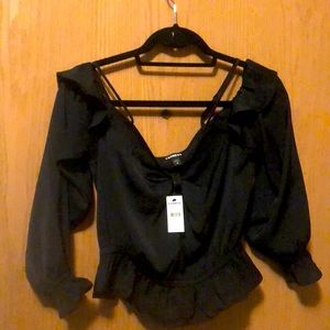 Top: Flirty Blouse, long sleeve